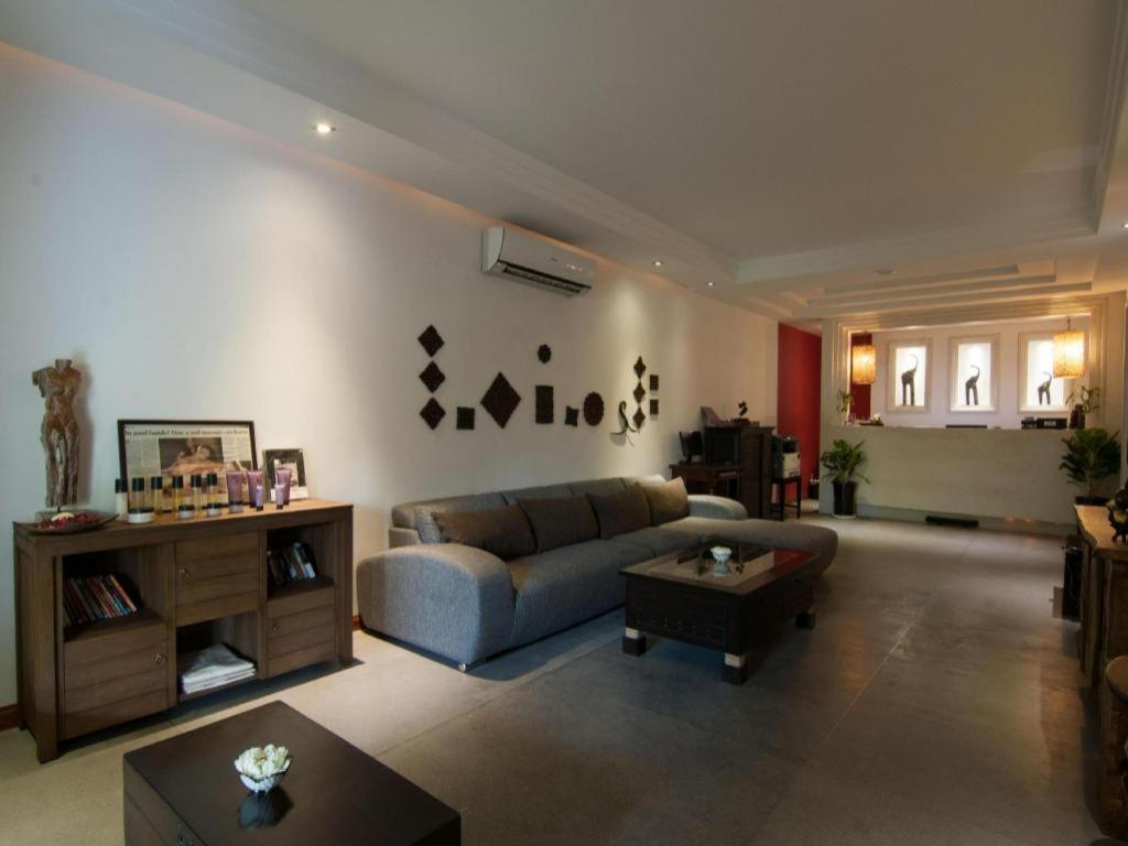 La Rose Hotel Boutique y Spa Phnom Penh Exterior foto