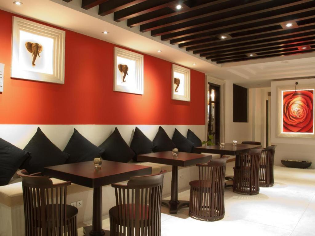 La Rose Hotel Boutique y Spa Phnom Penh Exterior foto